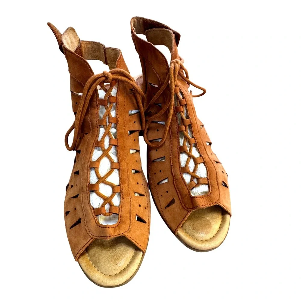 Earth Lace Up Nubuck Leather Boho Festival Cutout Peep Toe Brown Bootie Sandals